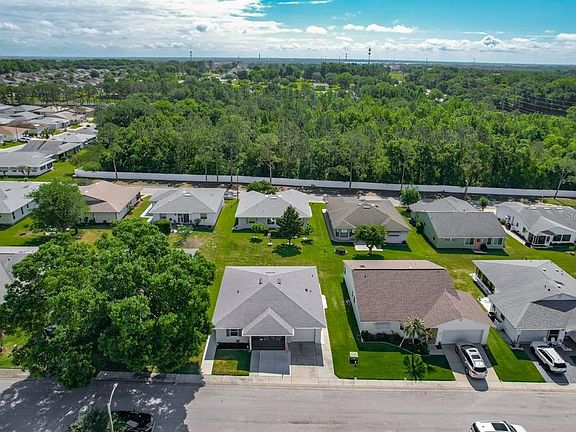5th image of 3123 PRAIRIE DUNES CIRCLE W
