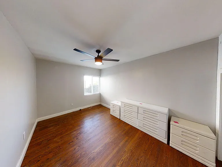 5325 E Falls View Dr — Photo 11