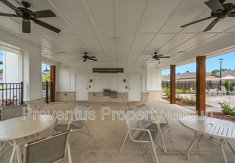 3136 Silver Maple Dr — Photo 44