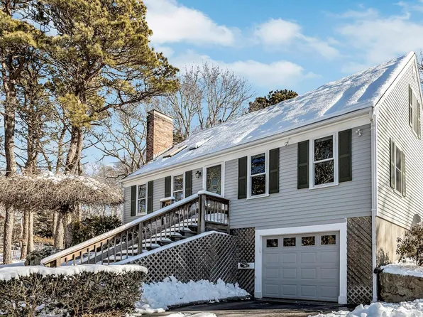 29 Six Penny Lane, Dennis, MA 02638