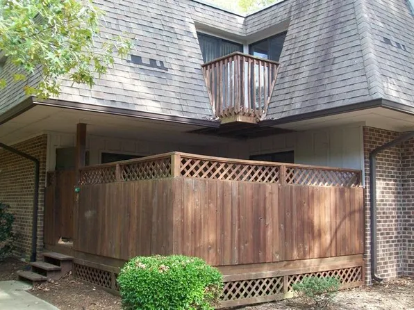 254 Brookberry Cir, Chapel Hill, NC 27517