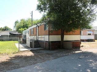 415 E 44th St TRLR 5, Garden City, ID 83714