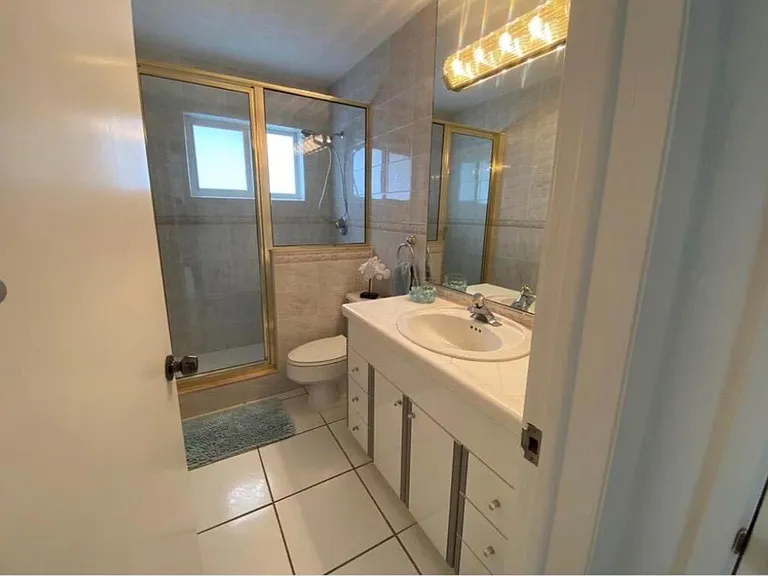 1230 SE 14th Dr — Photo 13