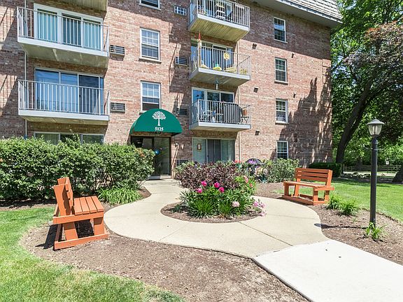 3rd image of 5125 Blodgett Ave APT 513