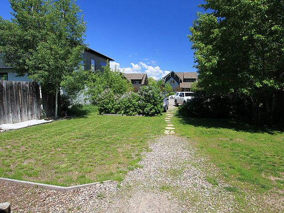 3rd image of 540 E Hall Ave