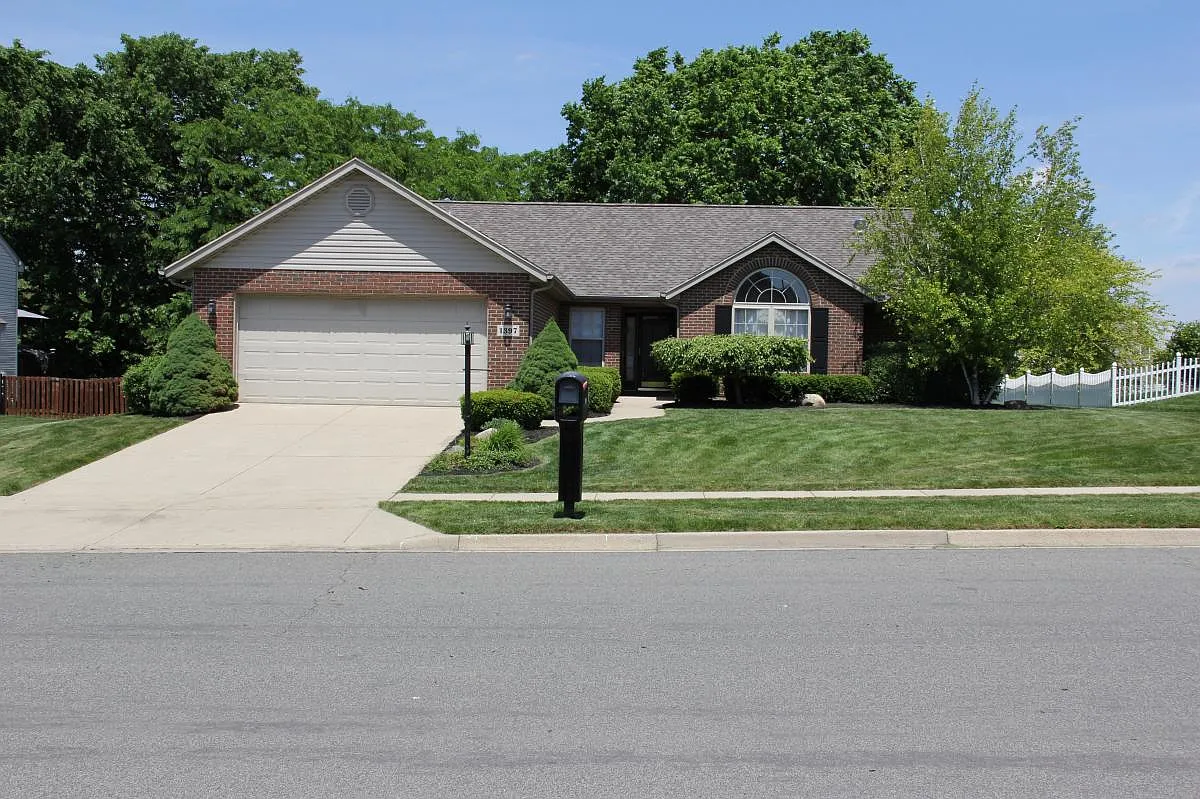 3 bed, 1468 sqft, $2,000 — Photo 2