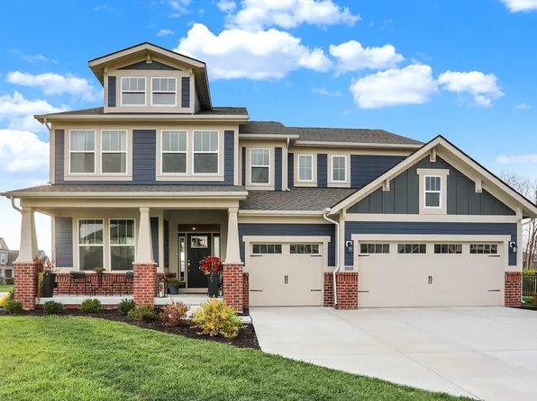 10372 Grimshaw Dr, Fortville, IN 46040
