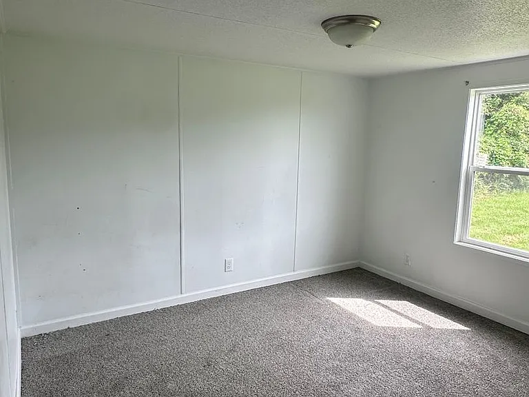 6245 Speights Chapel Rd — Photo 11