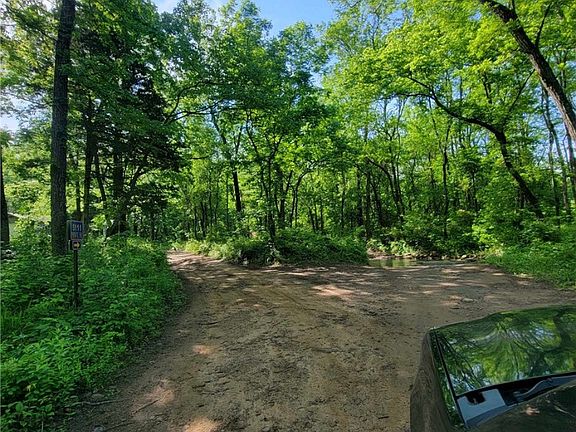 3rd image of Madison 5117 Hilltop