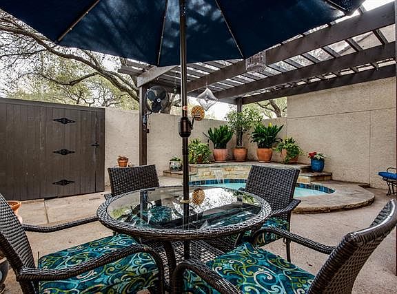 4th image of 9612 Orchard Hill Cir
