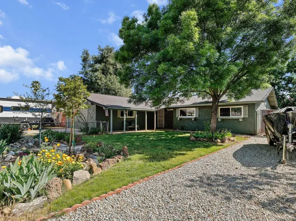 3431 Alexander Dr, Redding, CA 96002