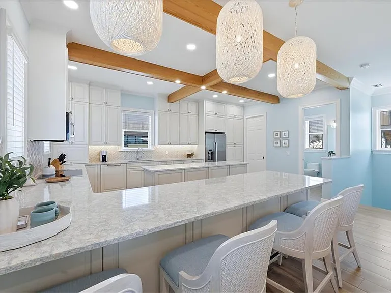 113 Aqua Ln — Photo 15