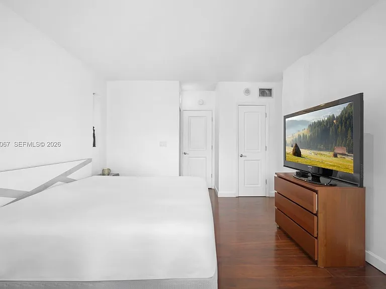 19380 Collins Ave #1211 — Photo 11