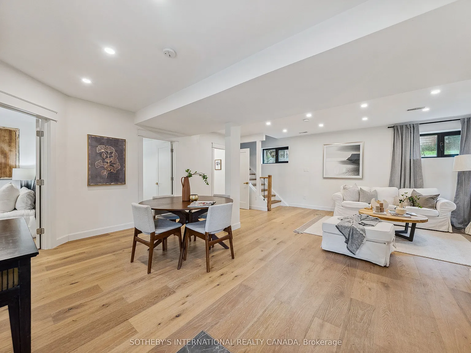 4 bed, $2,700 — Photo 4