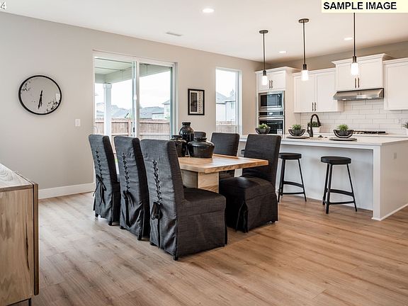 5th image of 8007 NE 171st Ave