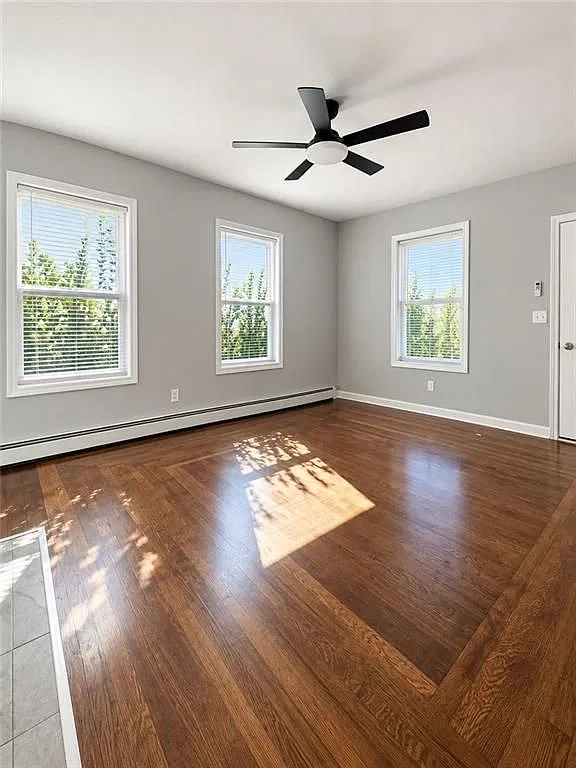 5 bed, 1.0 bath, 1149 sqft, $3,750 — Photo 2