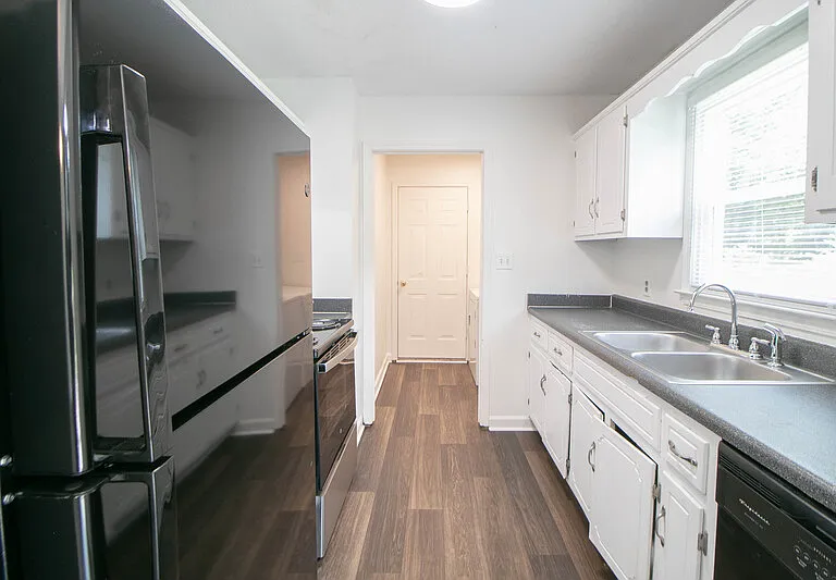 613 Joshua Dr — Photo 9
