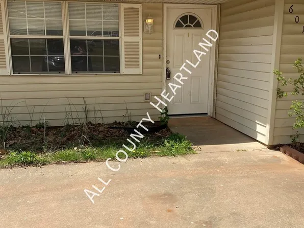 601 Dogwood St, Wellston, OK 74881