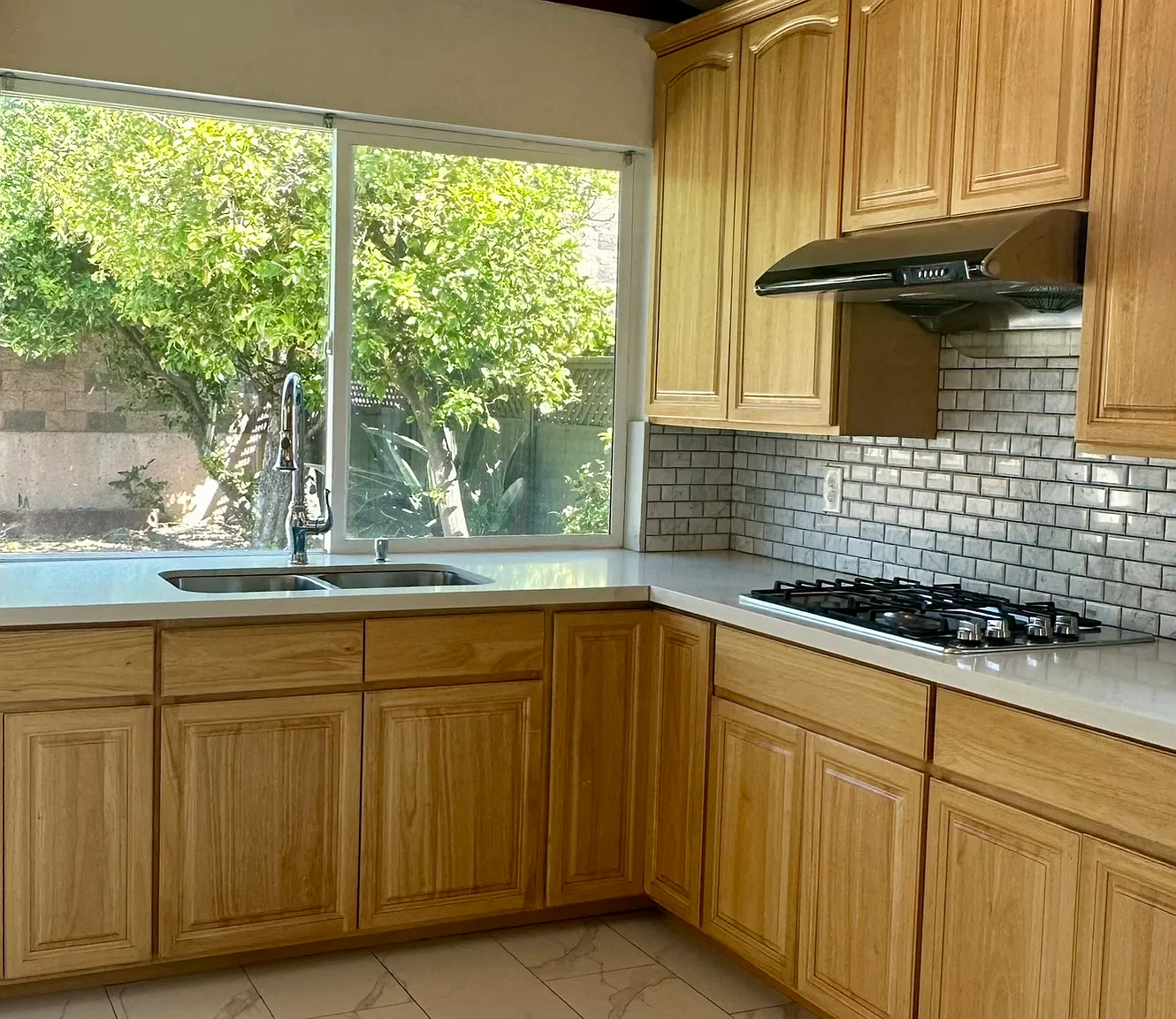 1 bed, 725 sqft, $2,375 — Photo 4