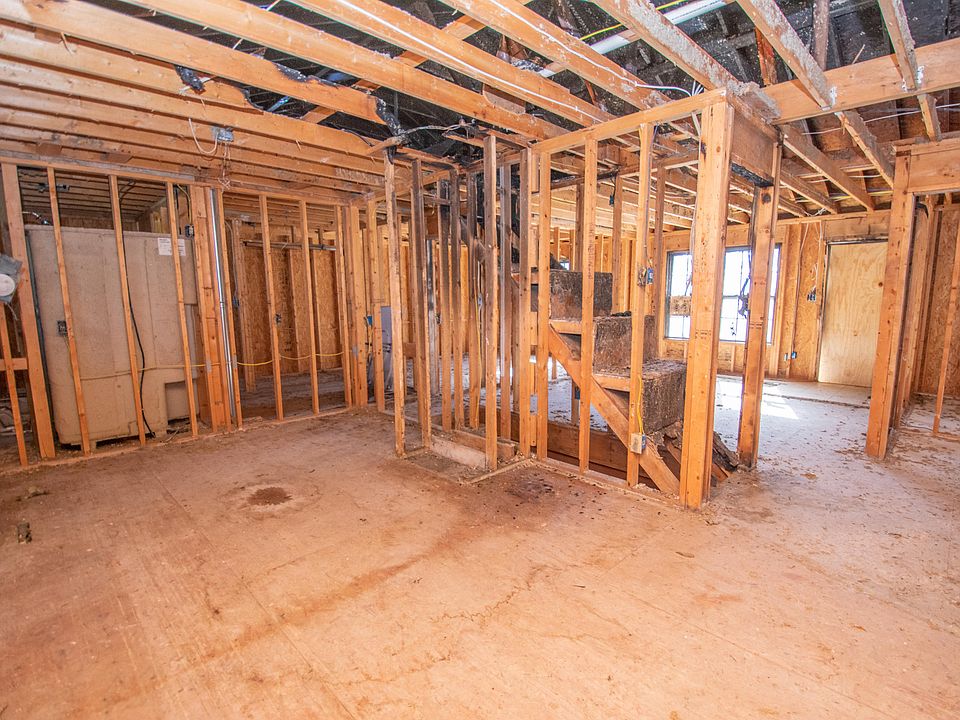 2nd image of 1504 Edmonds St