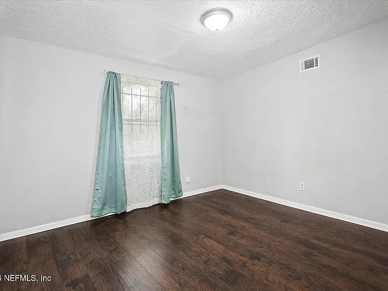6601 Cleveland Rd — Photo 19