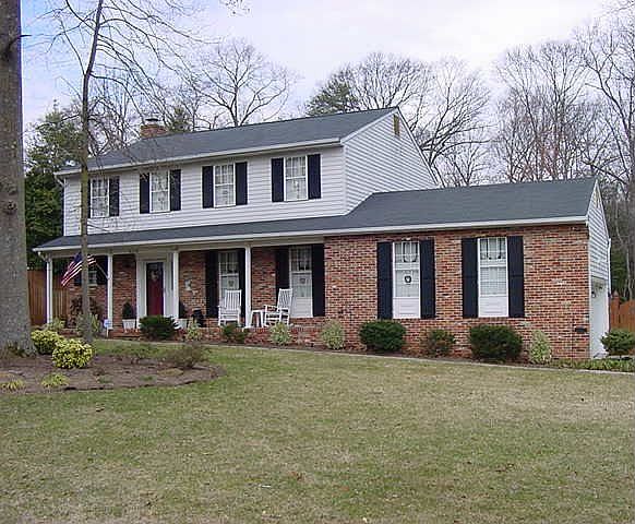 1st image of 8224 Fairwood Dr