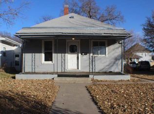 620 Tilden St, Holdrege, NE 68949