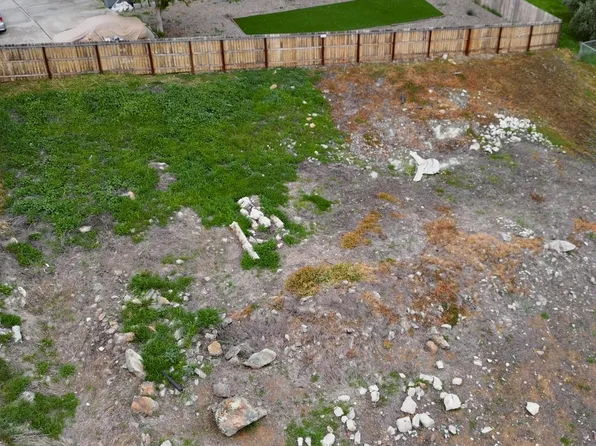 N Marshall Street, Porterville, CA 93257