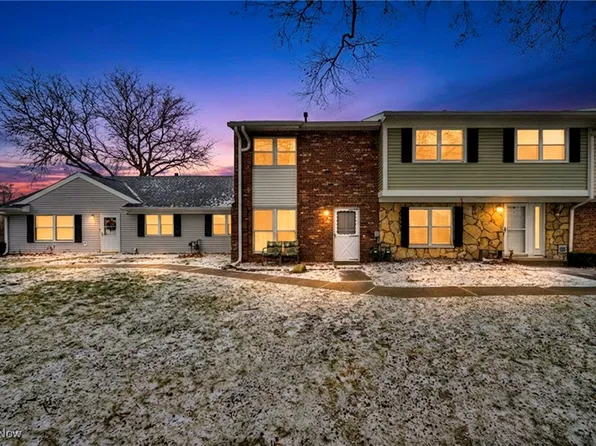 2095 Beechtree Dr, Uniontown, OH 44685