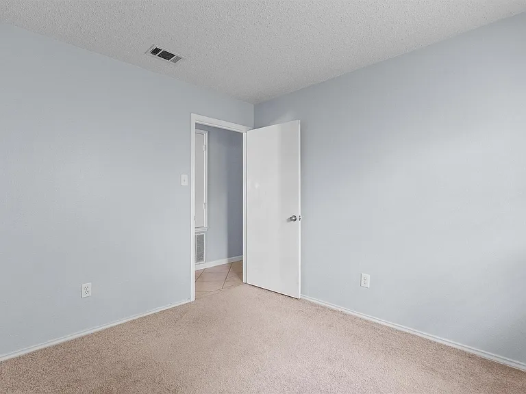 606 David Curry Dr — Photo 20