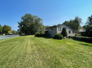 240 Cobbler Ct, Circle Pines, MN 55014