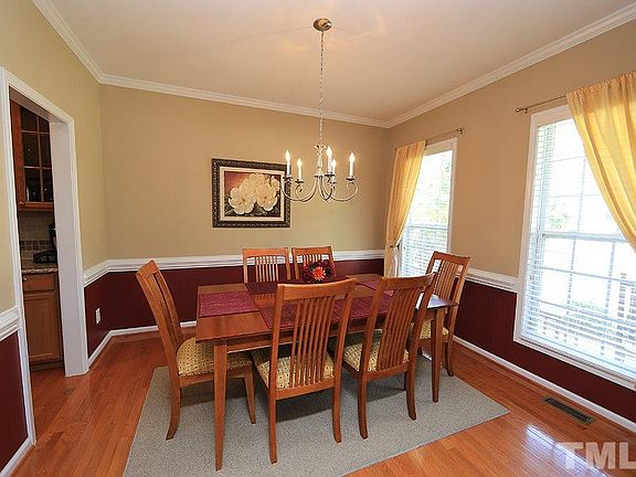 5th image of 110 Gussett Dr