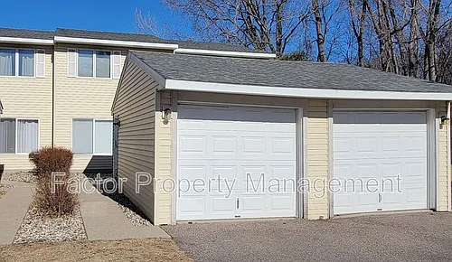 60 Meadowbrook Ct Photo 1