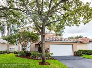 9572 NW 9th Ct, Plantation, FL 33324