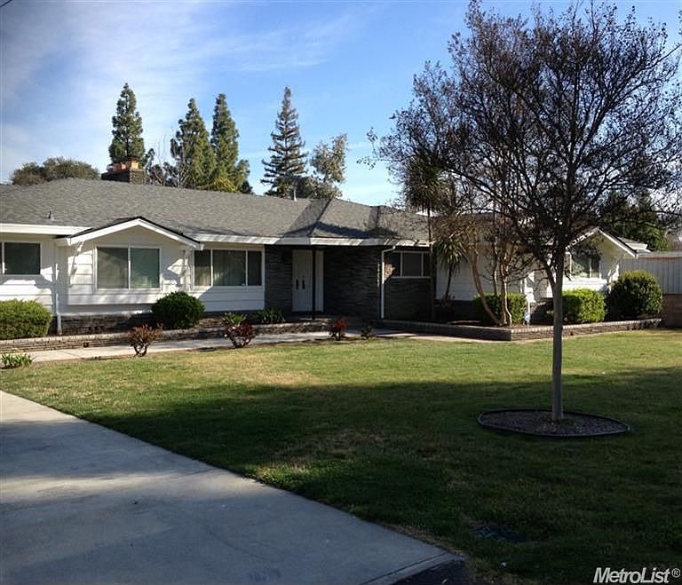 1st image of 4811 Cypress Ave