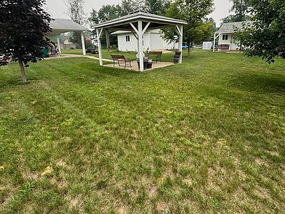 2nd image of 5377 Wildwood Dr