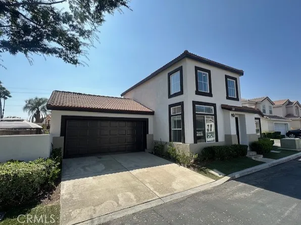 212 Oakview Dr, Azusa, CA 91702