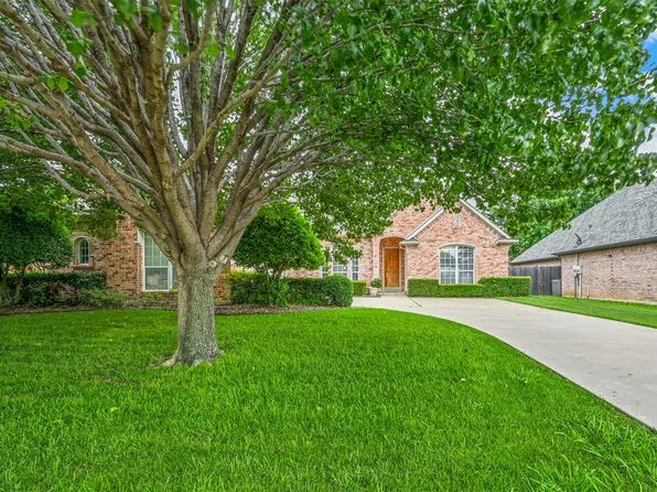 3008 Rocky Creek Dr, Mansfield, TX 76063