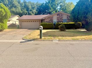 608 Coronado Dr, Denton, TX 76209