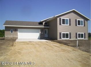305 Hazeltine, Owatonna, MN 55060