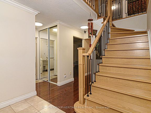 4th image of 209 Bassett Blvd