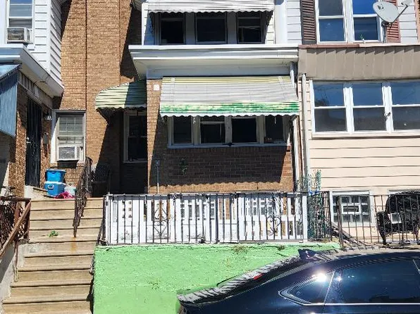 4767 Loring St, Philadelphia, PA 19136