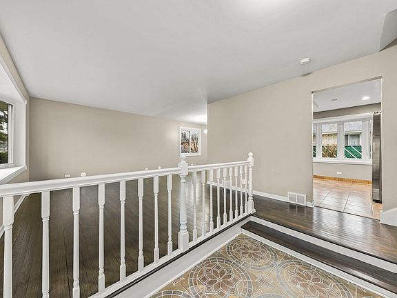 4th image of 535 Irmen Dr
