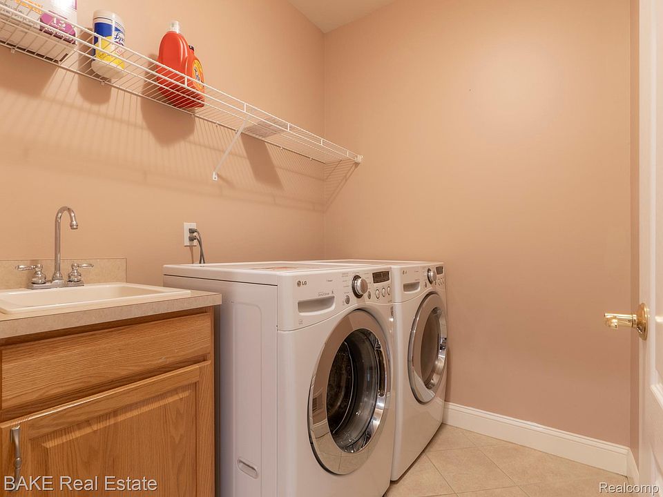 15396 Bay Hill Dr, photo 29