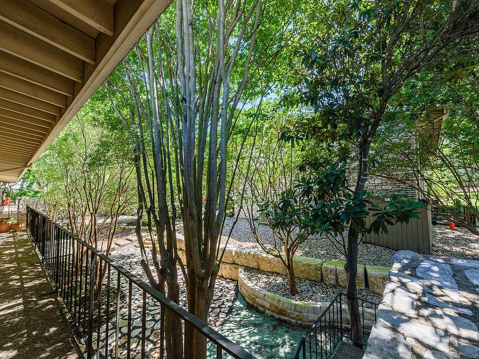 1st image of 1304 Mariposa Dr APT 264