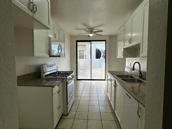 4343 Whitsett Ave #104