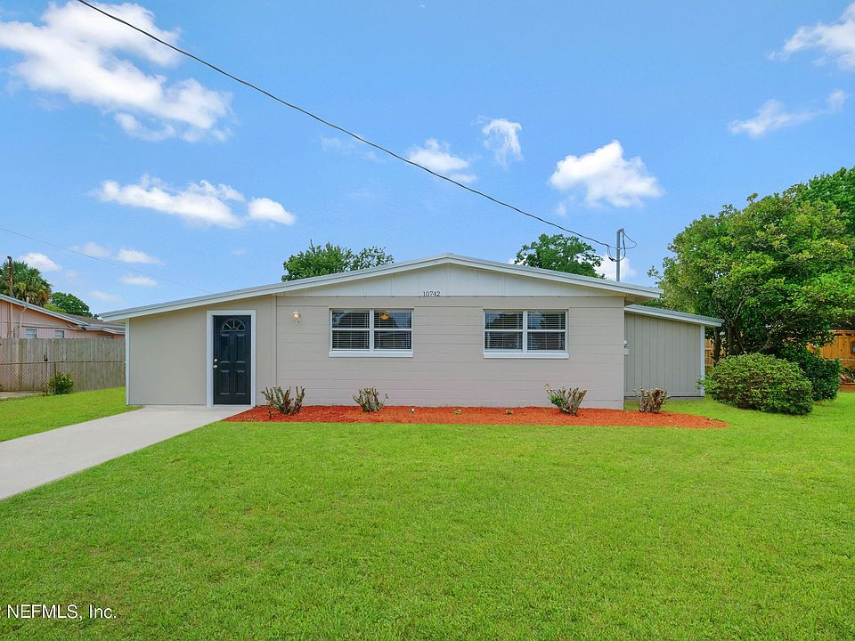 1st image of 10742 Hawaii Dr S