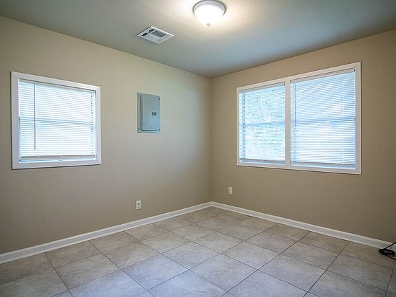 964-Theriot-Road-bedroom-1_01202026