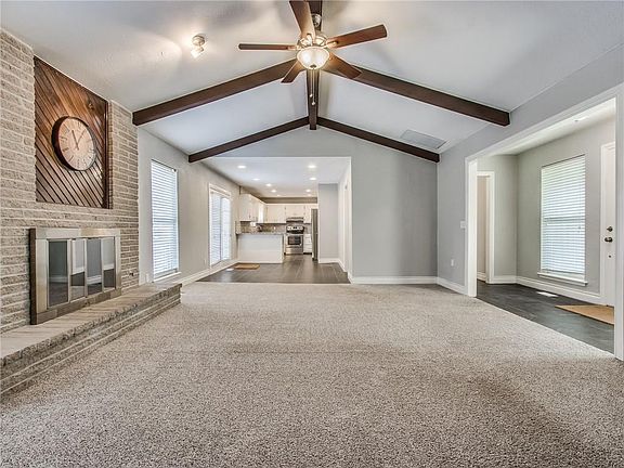 4th image of 333 Hardy Dr