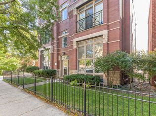 1035 W Taylor St #2W, Chicago, IL 60607